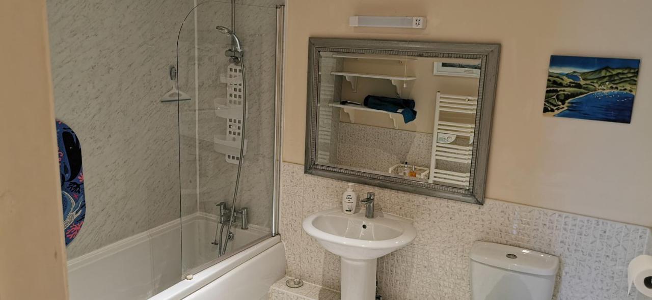 Flat 12 Sebastian Court - 2 Beds With A Four Poster Appartement